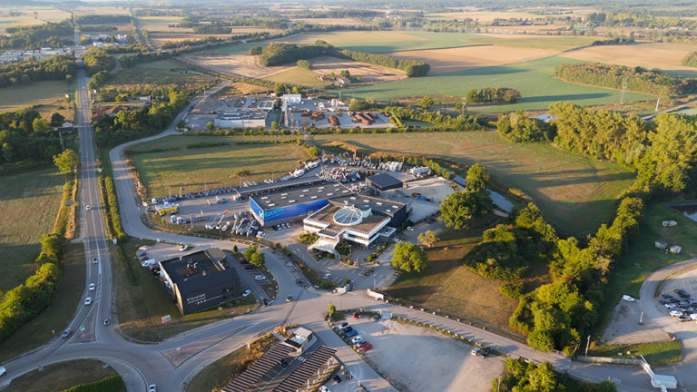 cadran3-terrain-vitrine-a40-02